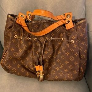 Limited Edition Louis Vuitton monogram Irene hobo